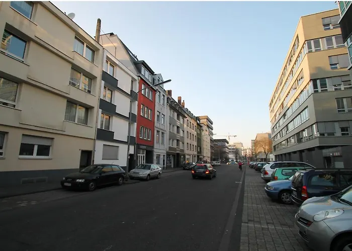 Appartement Fewo-colonia Koeln-innenstadt